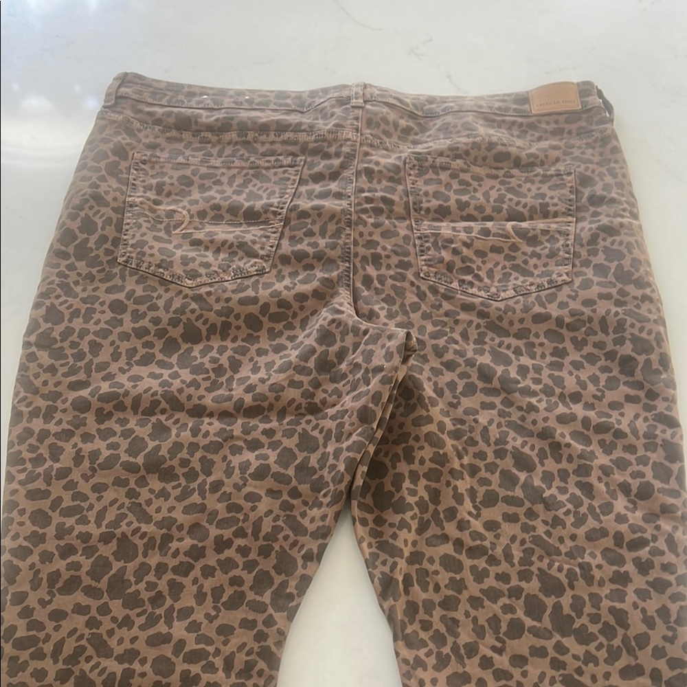 American Eagle Leopard Print Super Hi-Rise Jegging, - Picture 6 of 7